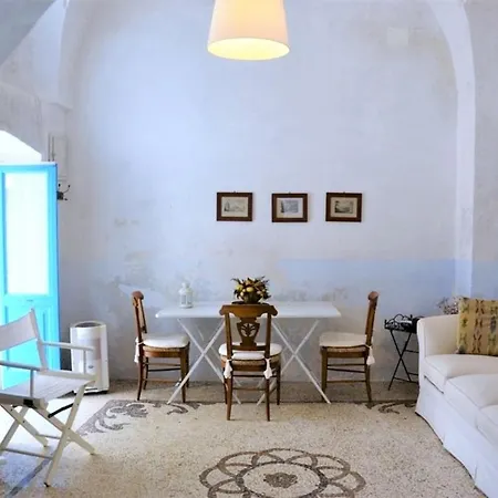 Small Tower Apartamento