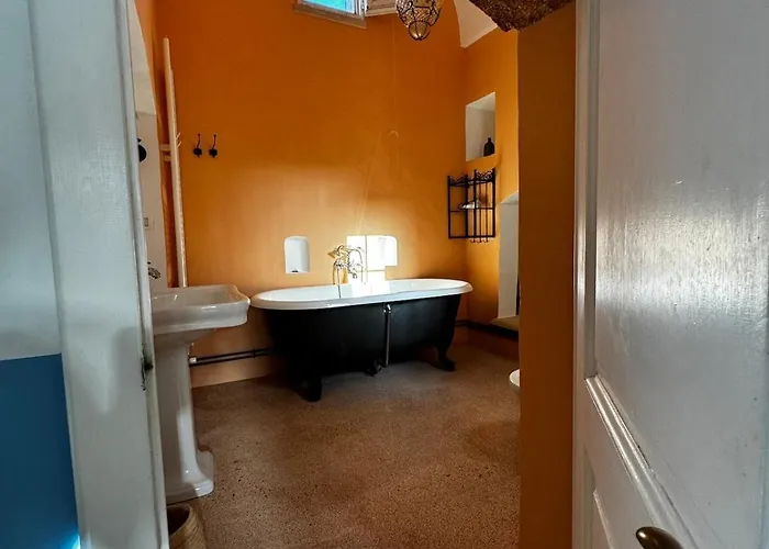 Small Tower * Gagliano del Capo