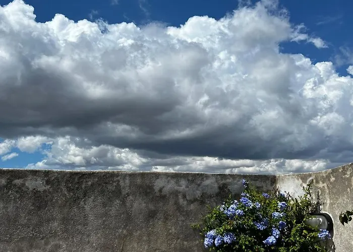 Small Tower Apartman *